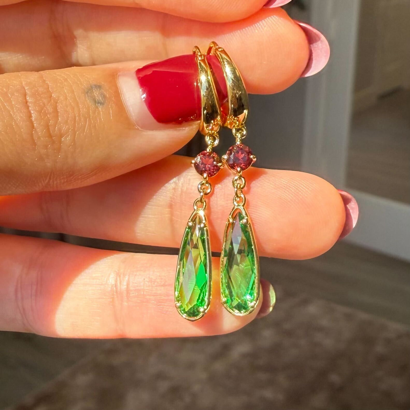 UNRELEASED SPECIAL EDITION BABY HOWLS EARRINGS SS