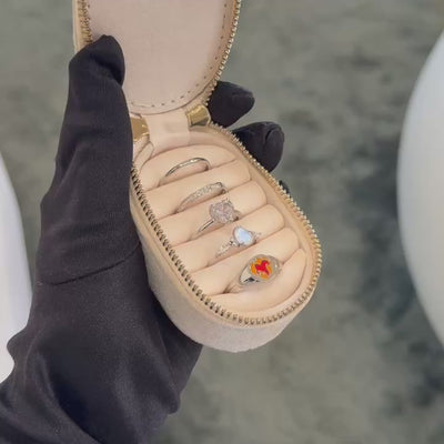 5 PACK RING SET SIZE 10 WITH CASE #1 SS