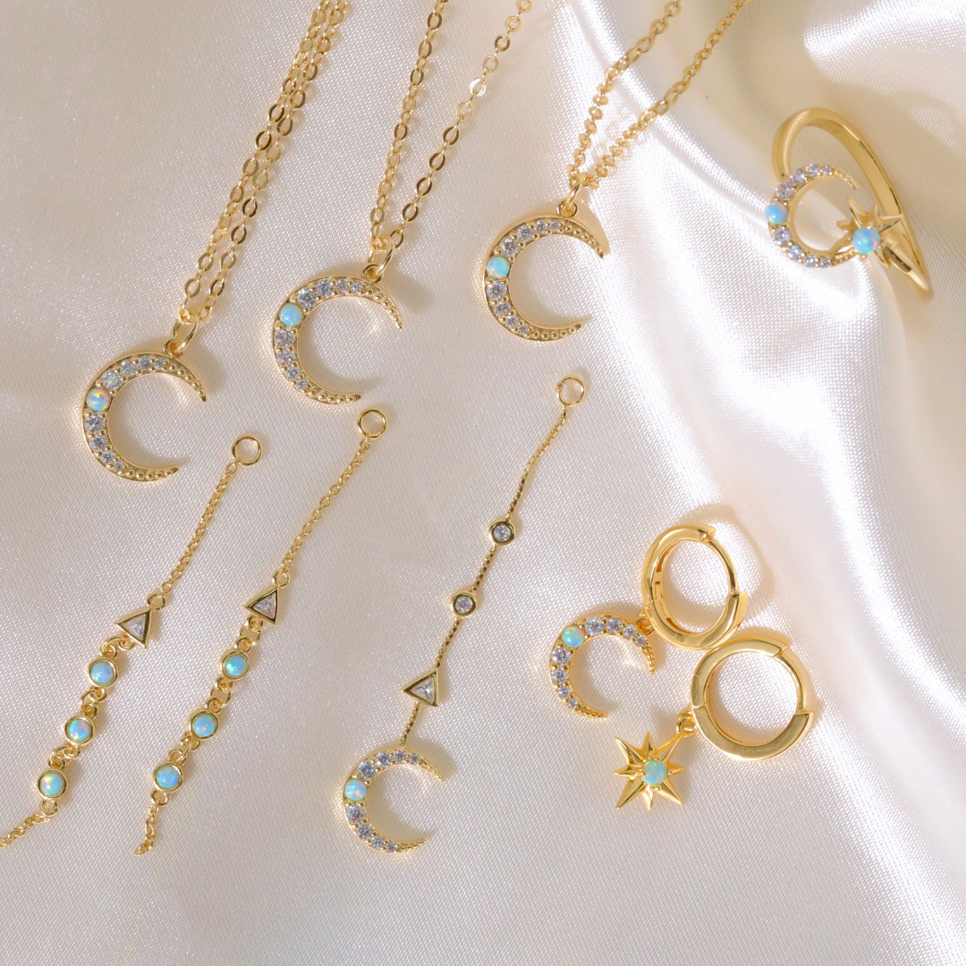 Opal Luna Choker