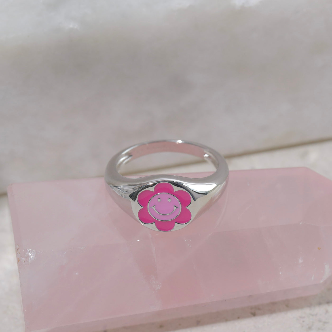 Anillo de flor de río