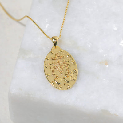 El collar de la Virgen María