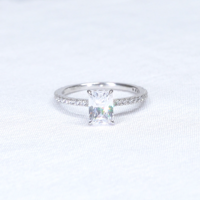 Elegant Diamond Ring