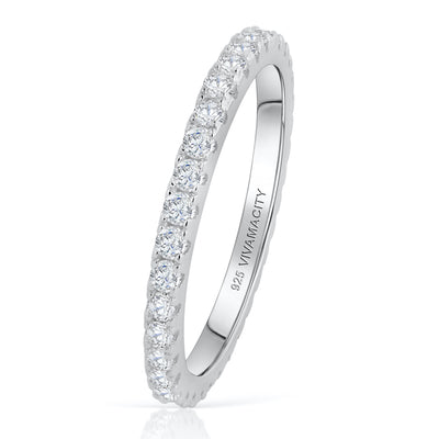 Anillo de banda de diamantes
