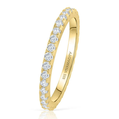 Anillo de banda de diamantes