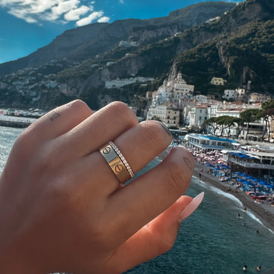 Anillo de banda de diamantes