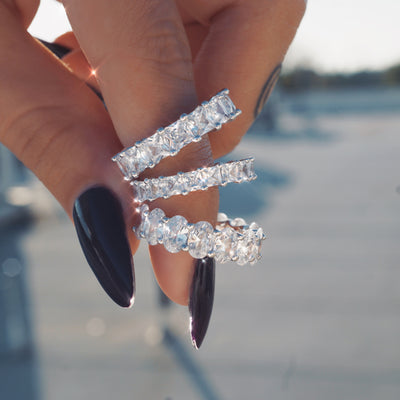 Anillo de diamantes de talla princesa