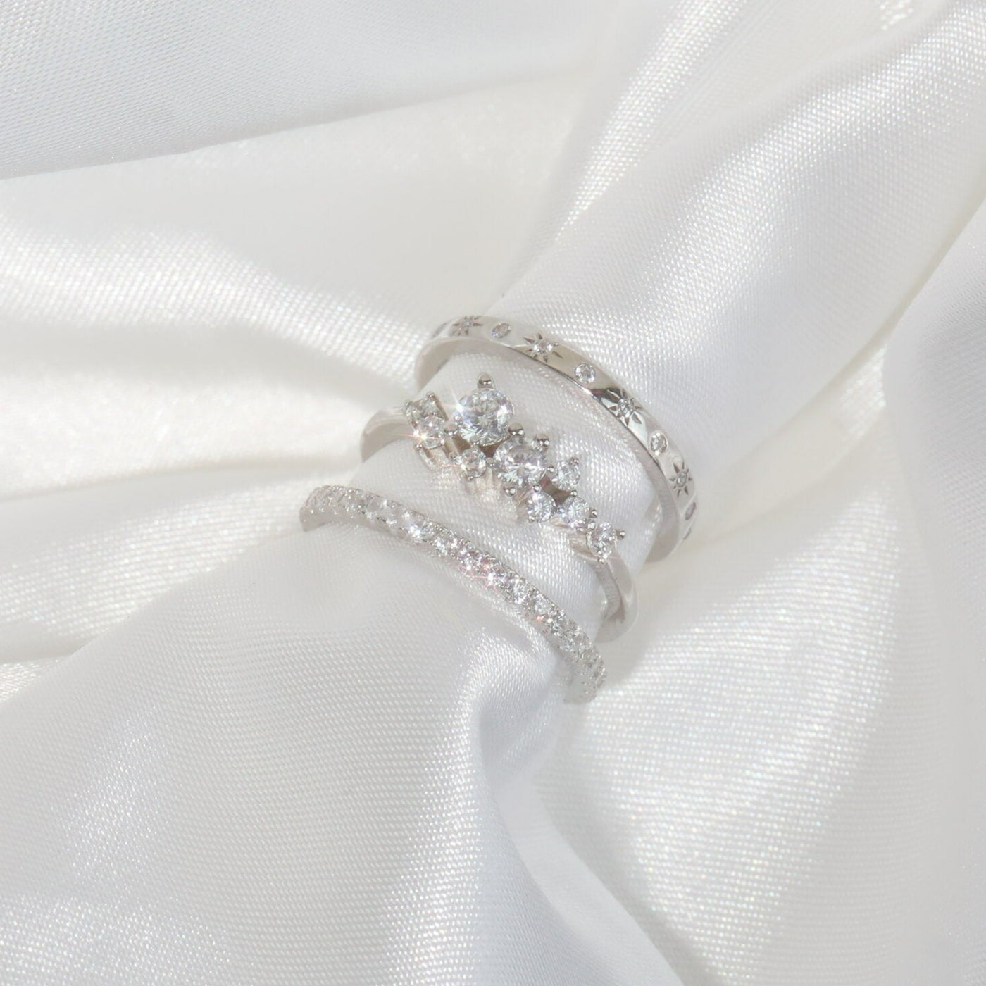 Anillo de banda de diamantes