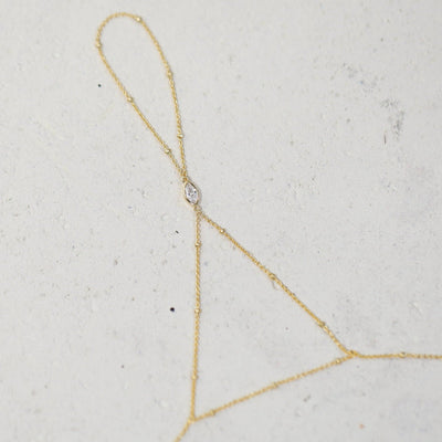 Tobio Hand Chain