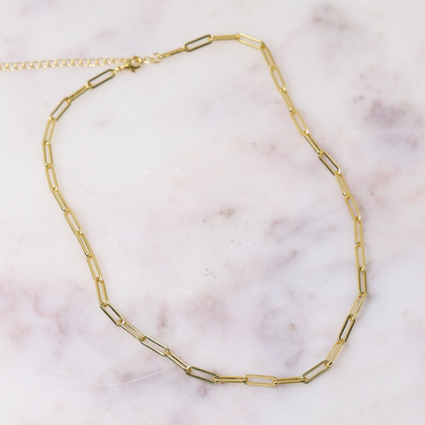 Collar de eslabones esenciales